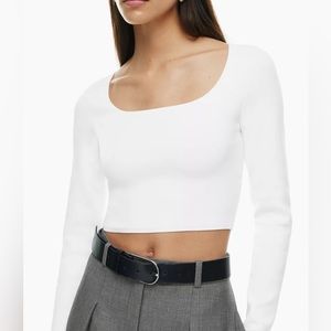 NWT Aritzia Babaton Sculpt Knit Long Sleeve
